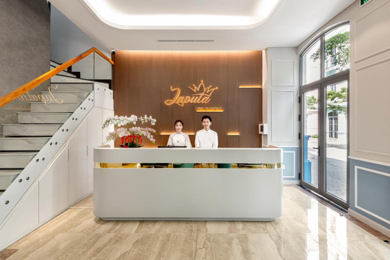 Laputa Hotel